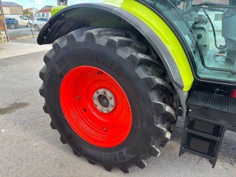Claas ARION 650