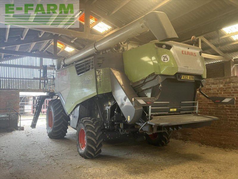 Claas TRION 650