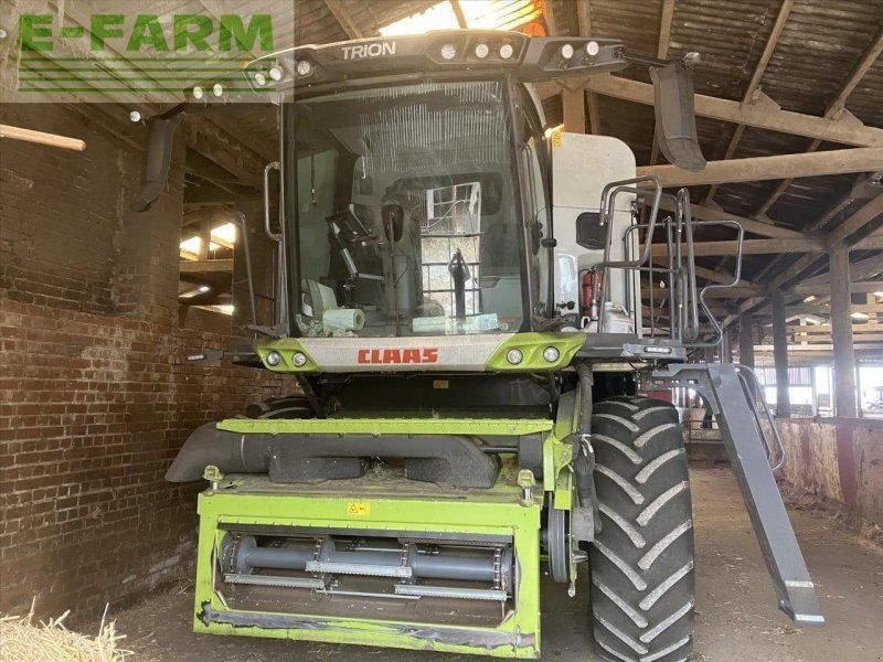Claas TRION 650
