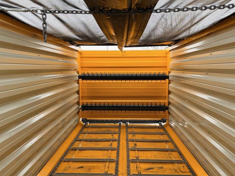 Wielton PRC-2/40 Volume Trailer