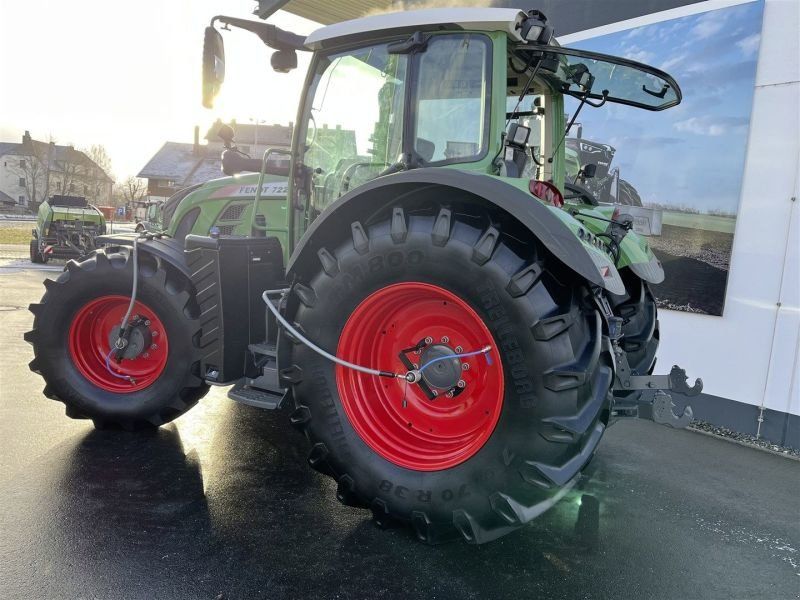 Fendt 722 VARIO S4 PROFI PLUS