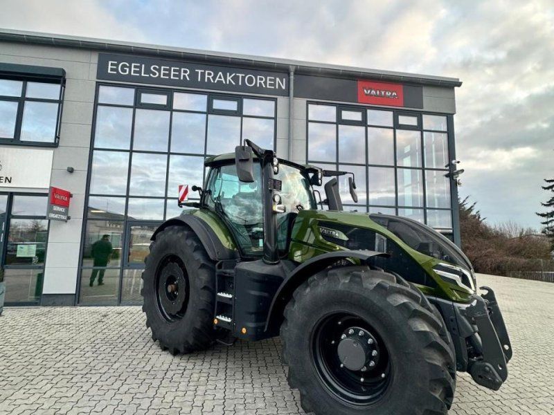 Valtra Q245D