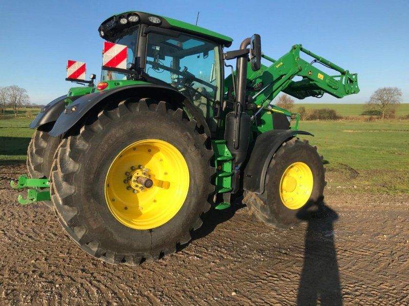 John Deere 6R 175