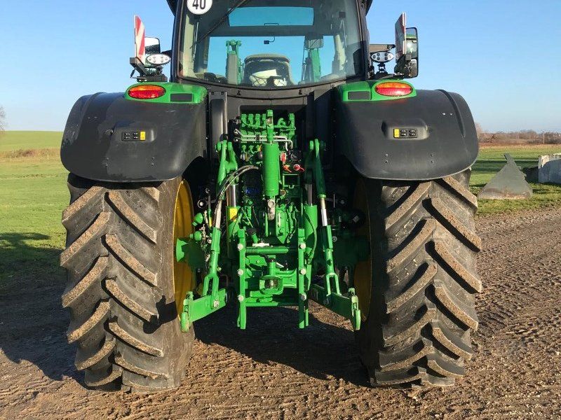 John Deere 6R 175