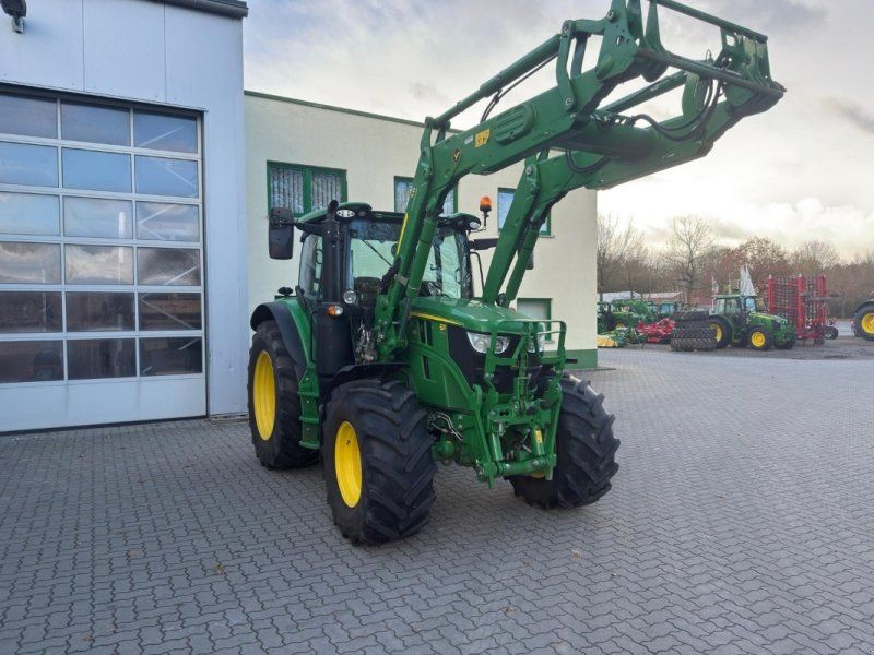 John Deere 6R 110