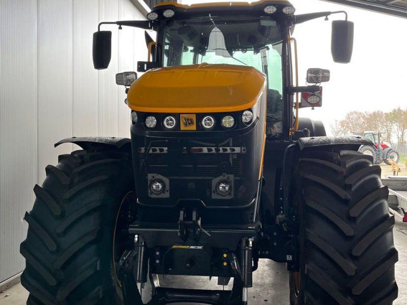 JCB Fastrac 8330 ICON Stage V