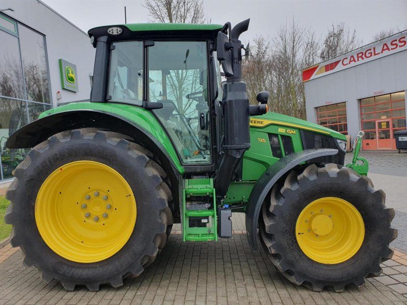 John Deere 6M 125