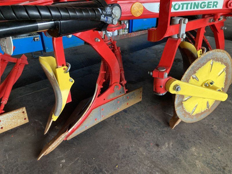 Pöttinger SERVO 2000 3- schar