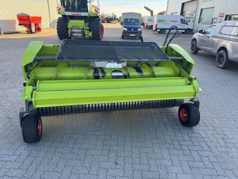 Claas PICK UP 300 PROFI CONTOUR