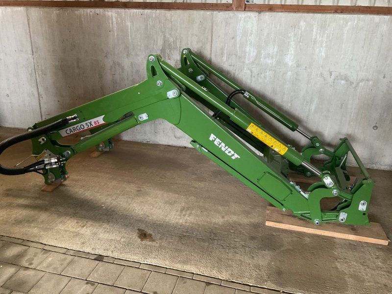 Fendt Cargo 5 x 85