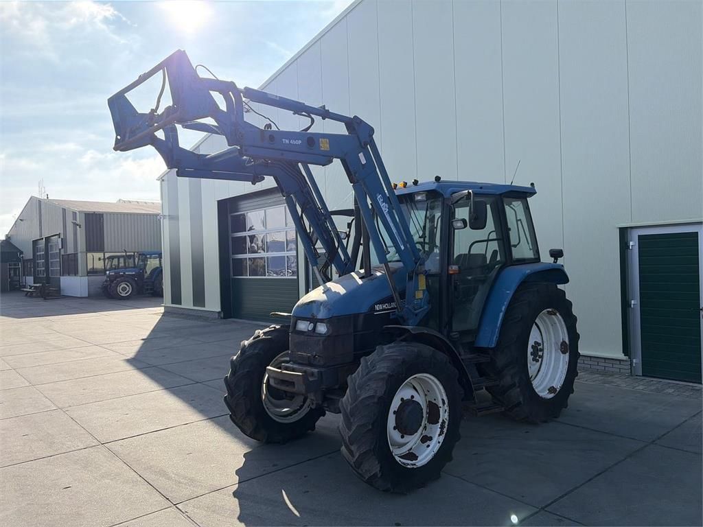 New Holland TS90