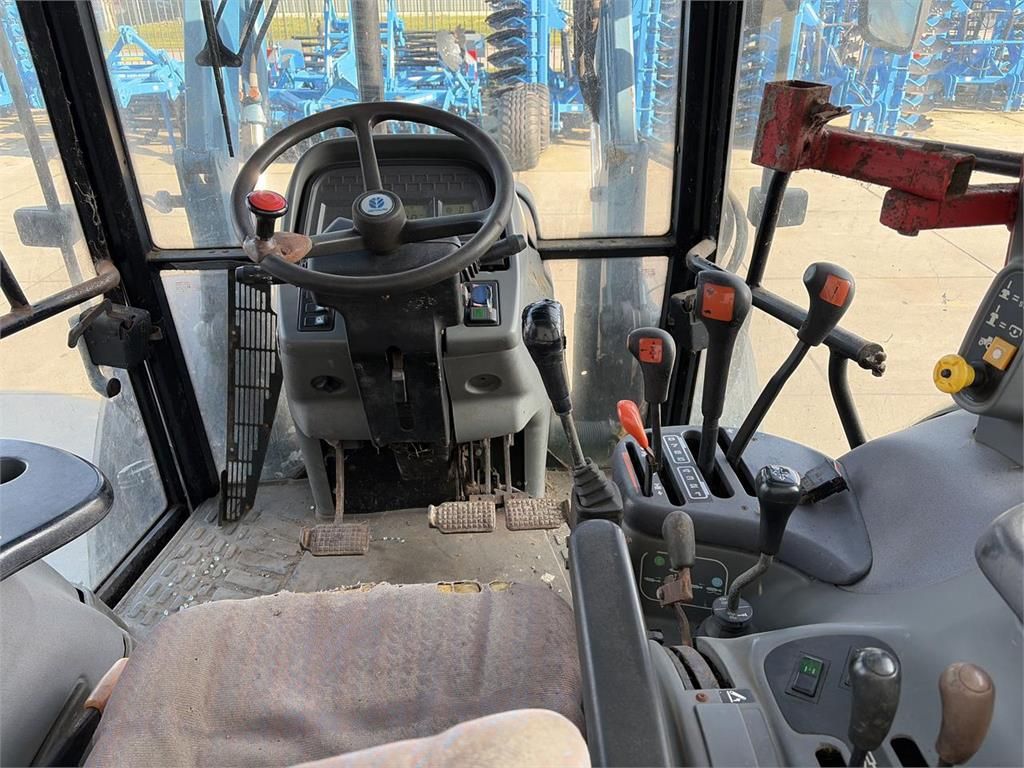 New Holland TS90