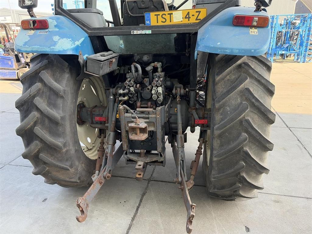 New Holland TS90