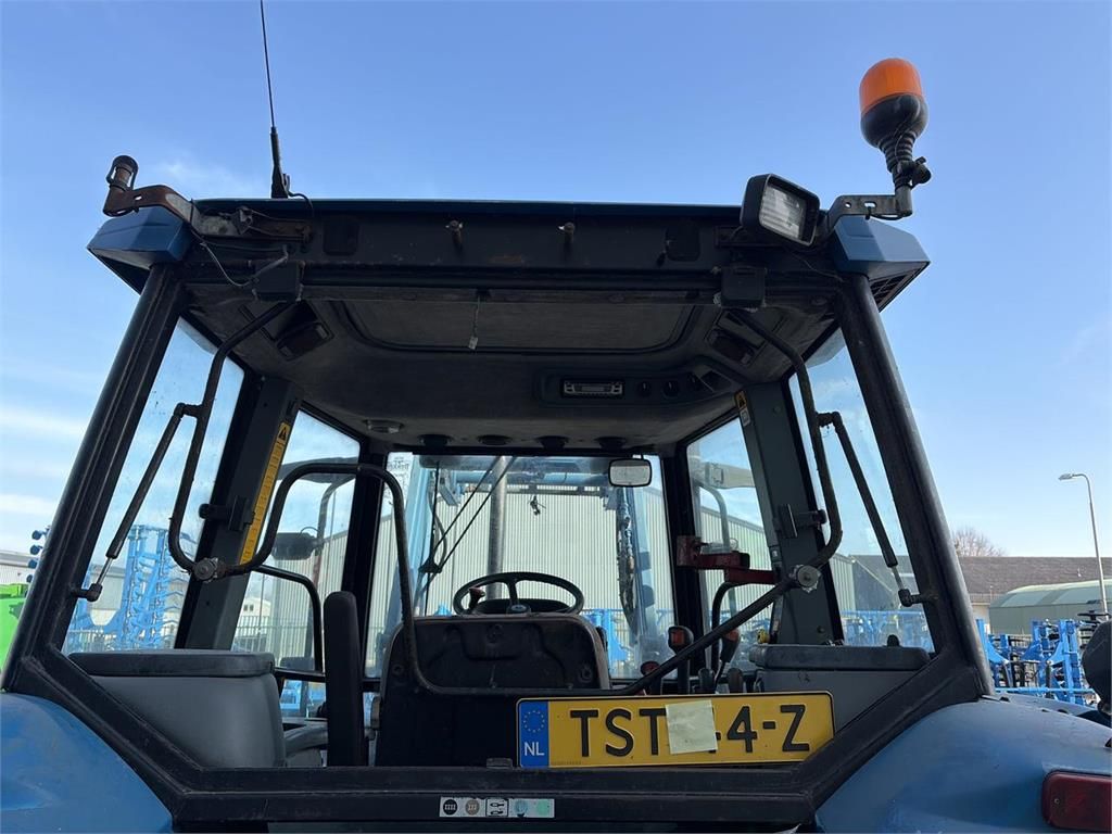 New Holland TS90