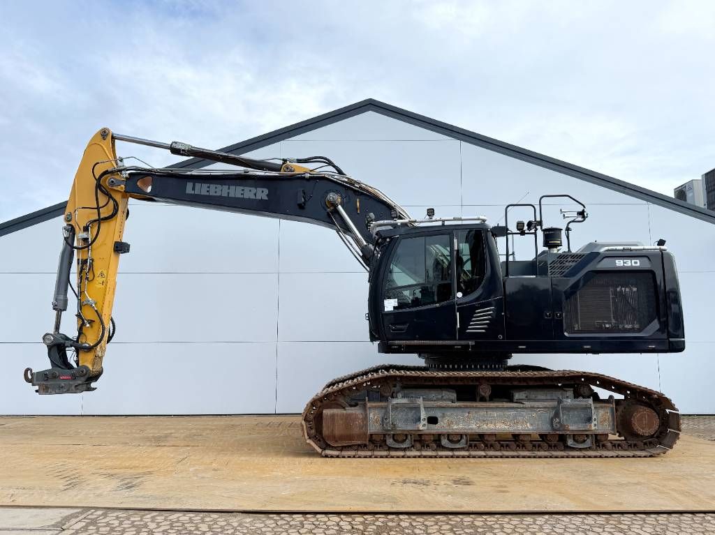 Liebherr R930 LC V - FULL SPEC / OilQuick / Joystick Ride