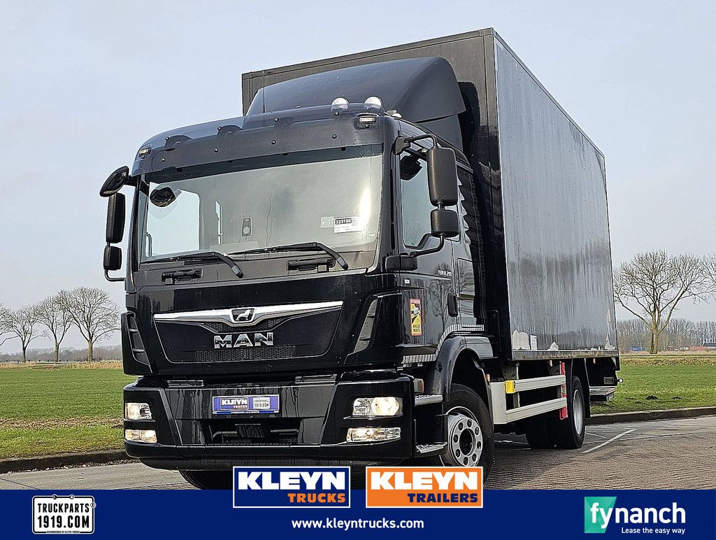 M.A.N. 12.290 TGM folding lift