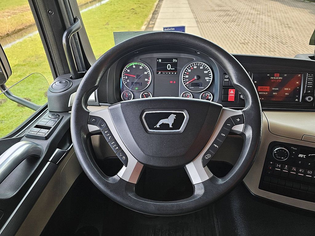 M.A.N. 12.290 TGM folding lift