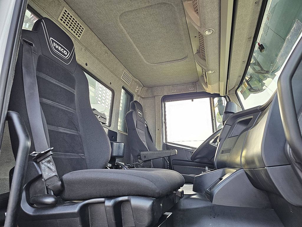 IVECO AD260X48 X-WAY x-way pk19000