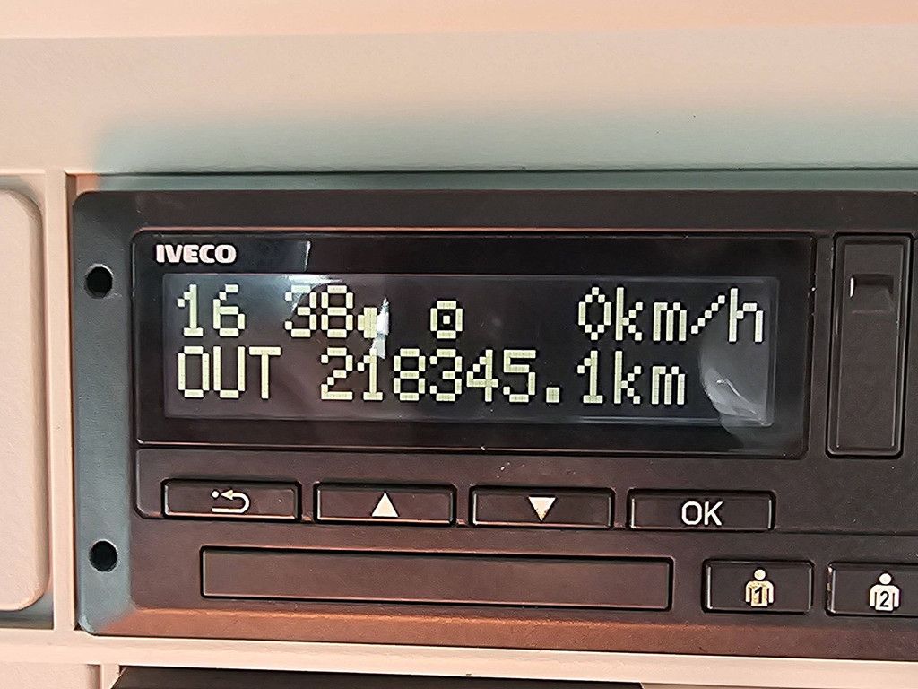 IVECO AD260X48 X-WAY x-way pk19000