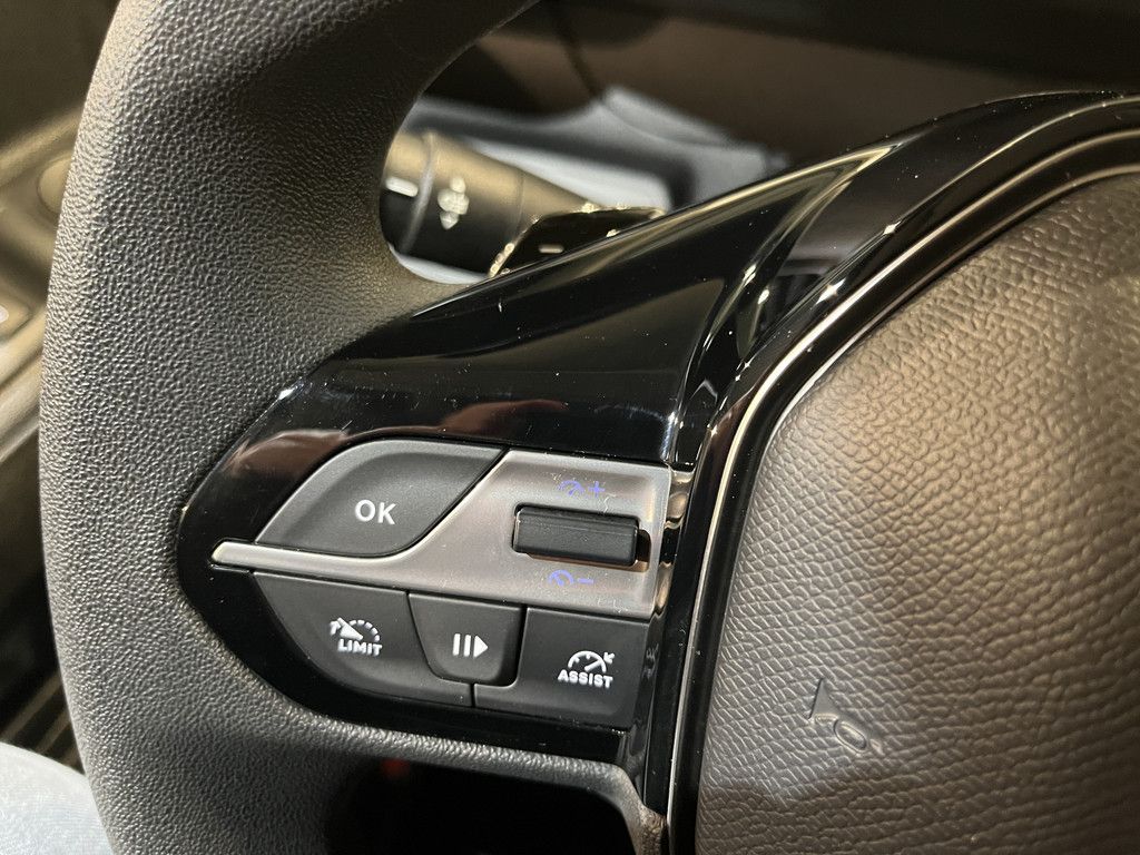 Peugeot Partner 1.5 BlueHDi L2 130 PK Automaat / Euro 6 / Airco / Cruise Control / Trekhaak / Camera / CarPlay / 40.000 KM