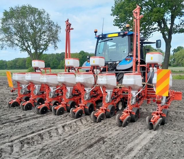 Maiszaaimachine gaspardo 8-rijer