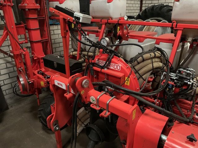 Maiszaaimachine gaspardo 8-rijer