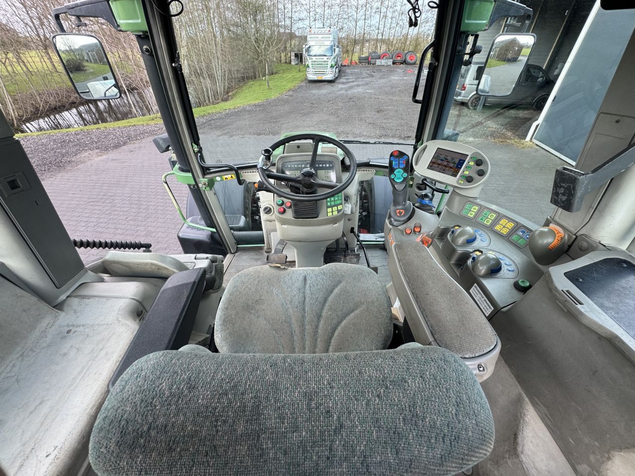 Fendt 815 Vario TMS Com.2