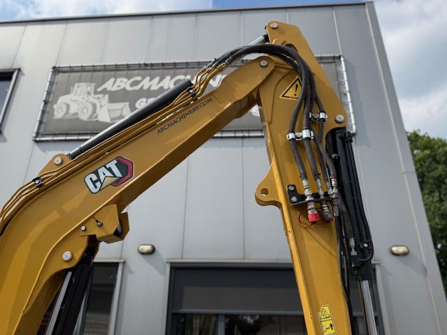 Caterpillar 303.5CR bj21 2200u 3.7T Minigraver A/C SLP/SRT