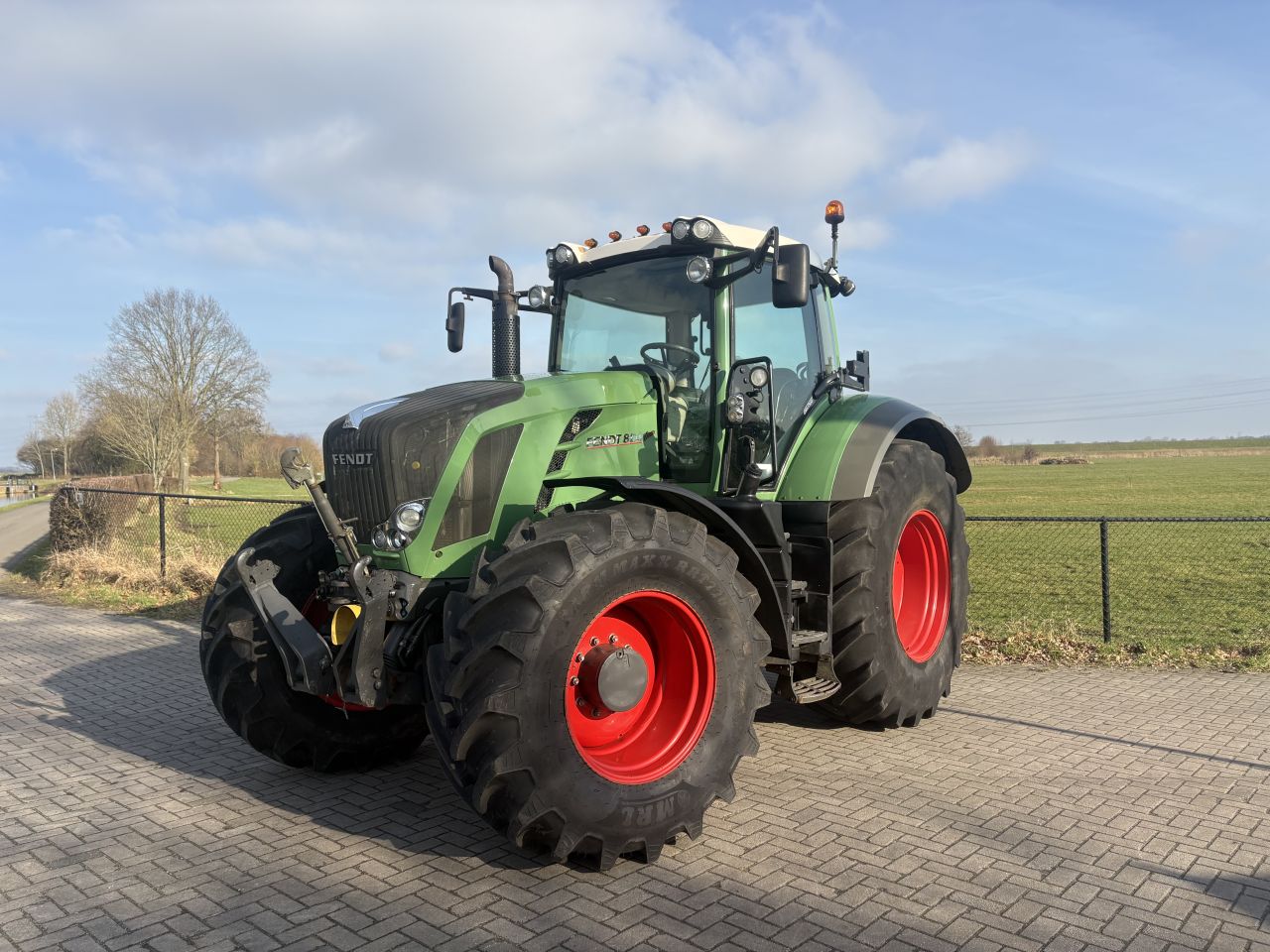 Fendt 824 scr profi