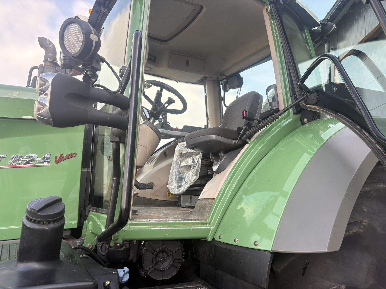 Fendt 824 scr profi