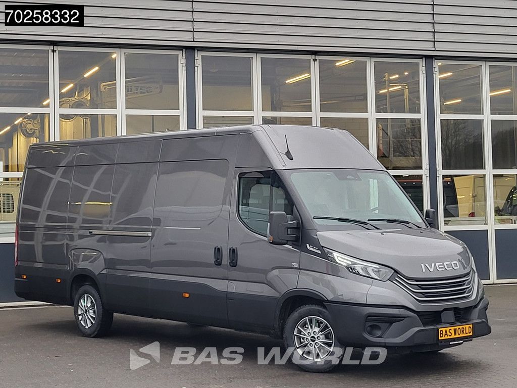 Iveco Daily 35S21 BPM VRIJ! 3.0L Automaat 210PK L3H2 2025-Model 3,5t Trekvermogen ACC LED CarPlay Camera Parkeersensoren Velgen 16m3 Euro6 L4H2 16m3 Klima