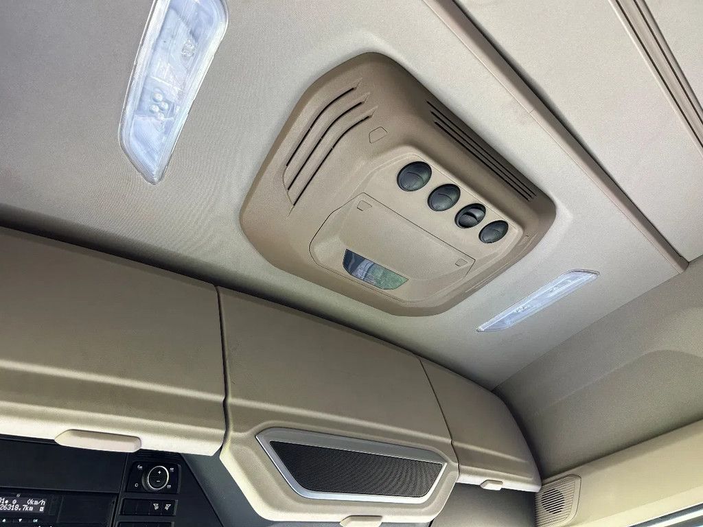 DAF XG 530 | RETARDER | PARK-COOLER | SKIRTS | PREMIUM EDITION