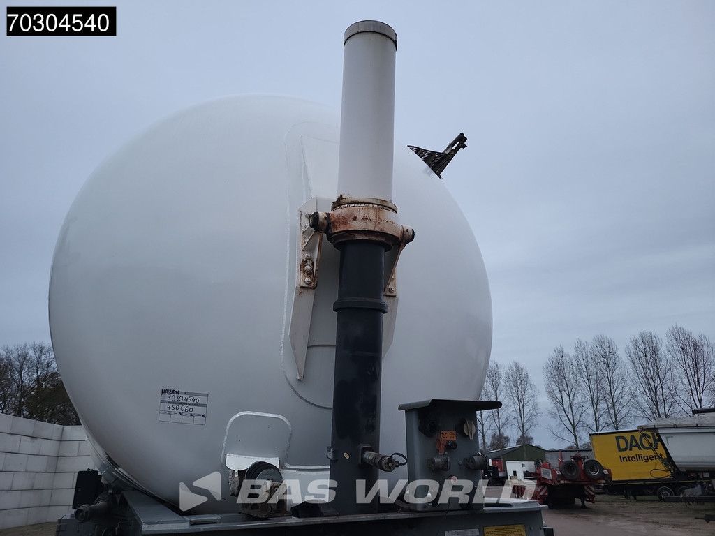 Benalu Benalu 60M3 3 axles TUV 02/26 60m3