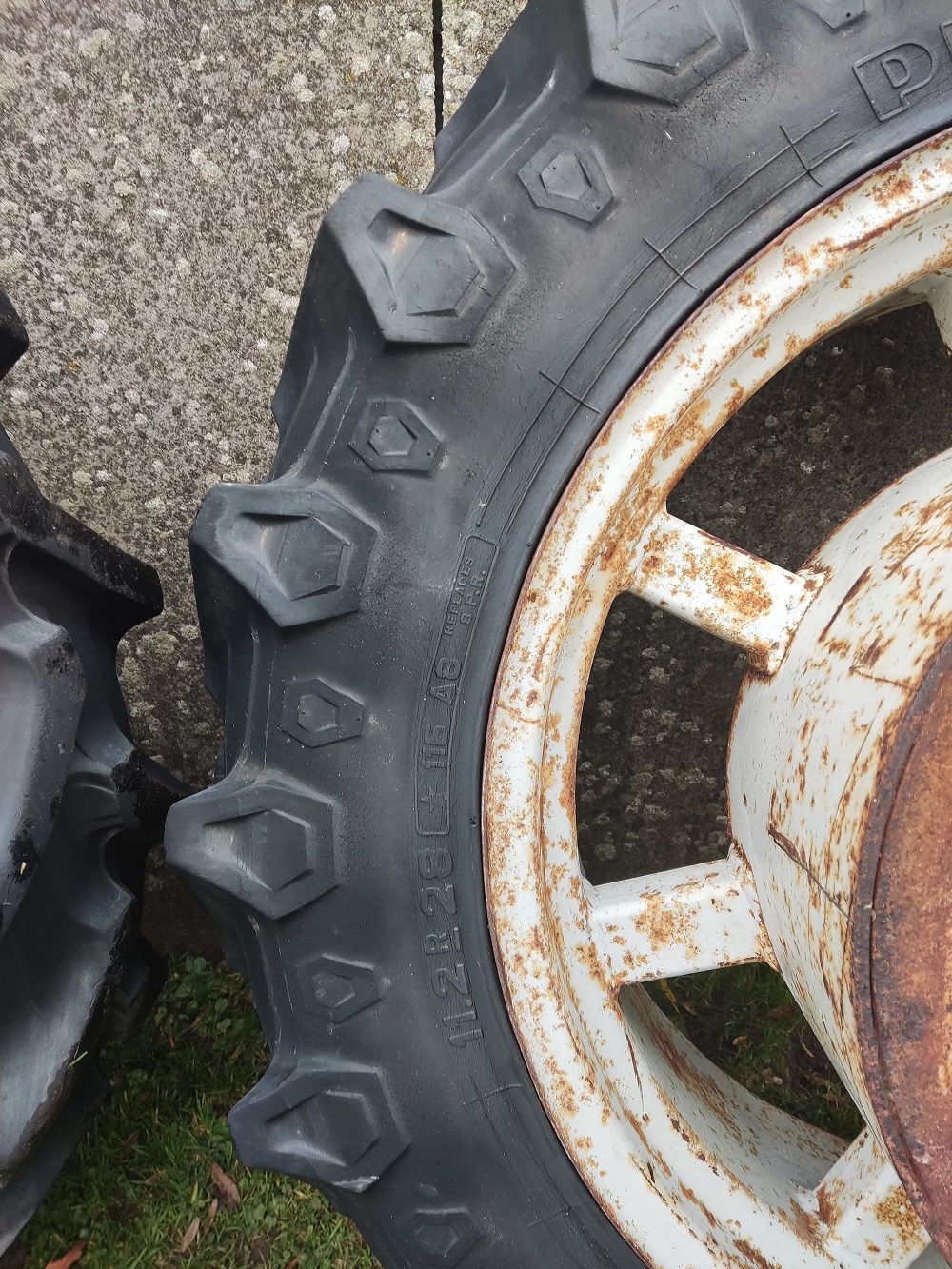 Set dubbellucht voor een MB Trac tractor