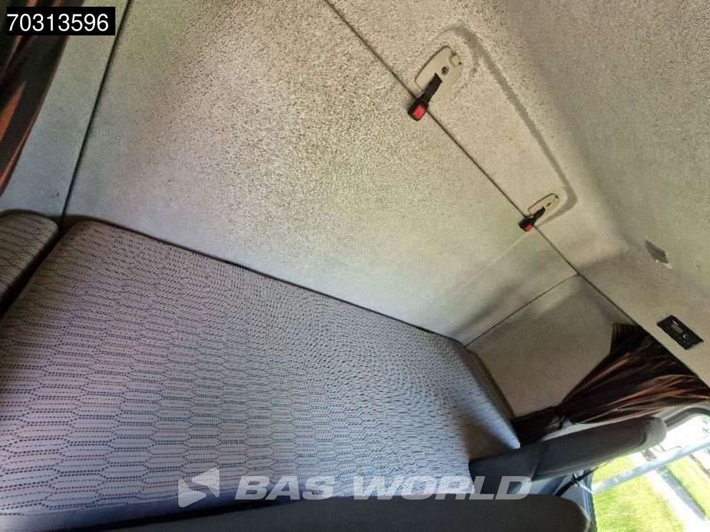 DAF LF 210 4X2 Box Bed Auto