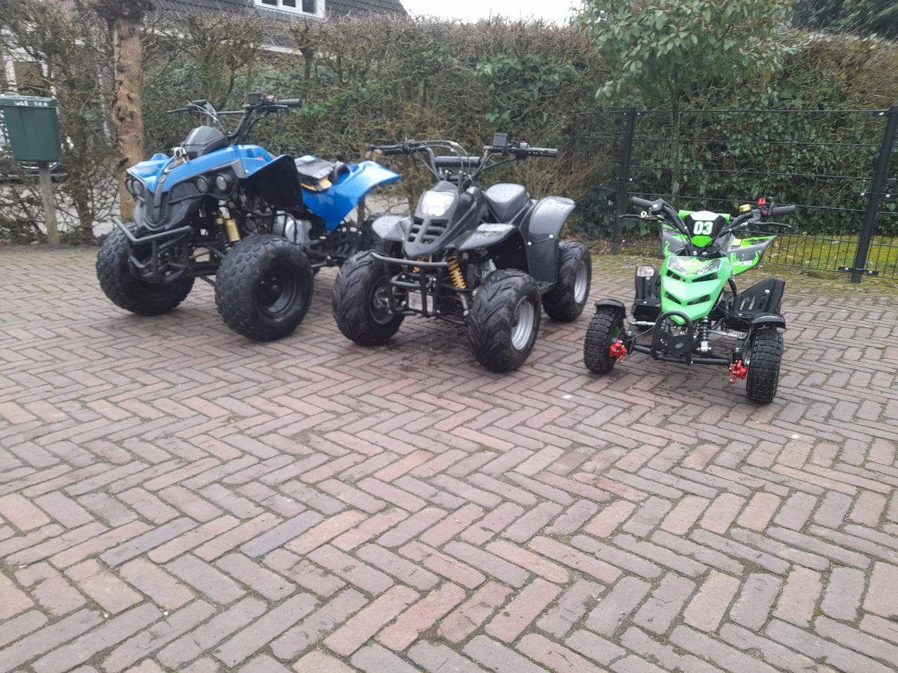 3 x quad kinderquad €600,-