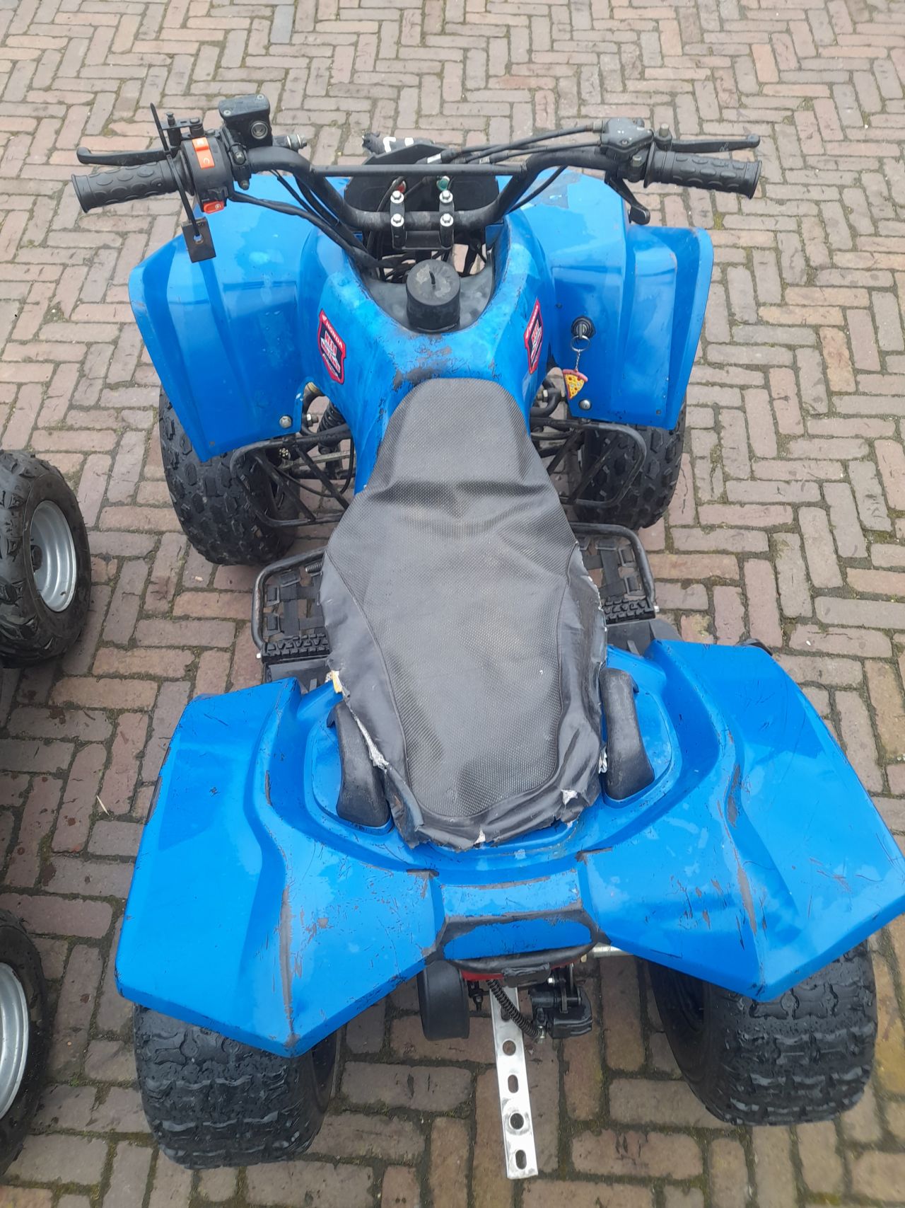 3 x quad kinderquad €600,-
