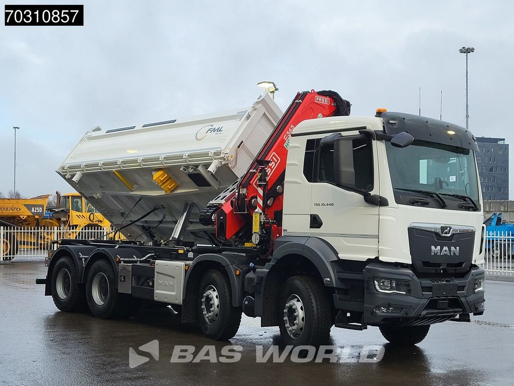 MAN TGS 35.440 8X4 NEW! FASSI F365RA.2.26 E-Dynamic Crane + Jib 5m3 KH 3-way tipper