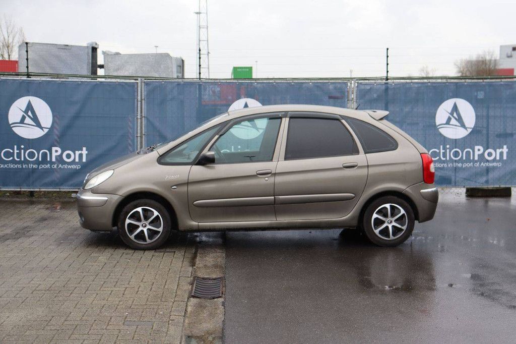Passenger car Citroën Xsara Petrol 110hp 2008 (Margin)