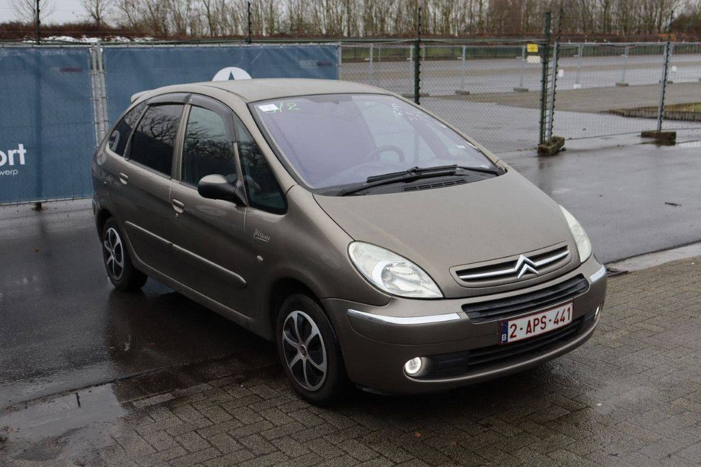 Passenger car Citroën Xsara Petrol 110hp 2008 (Margin)