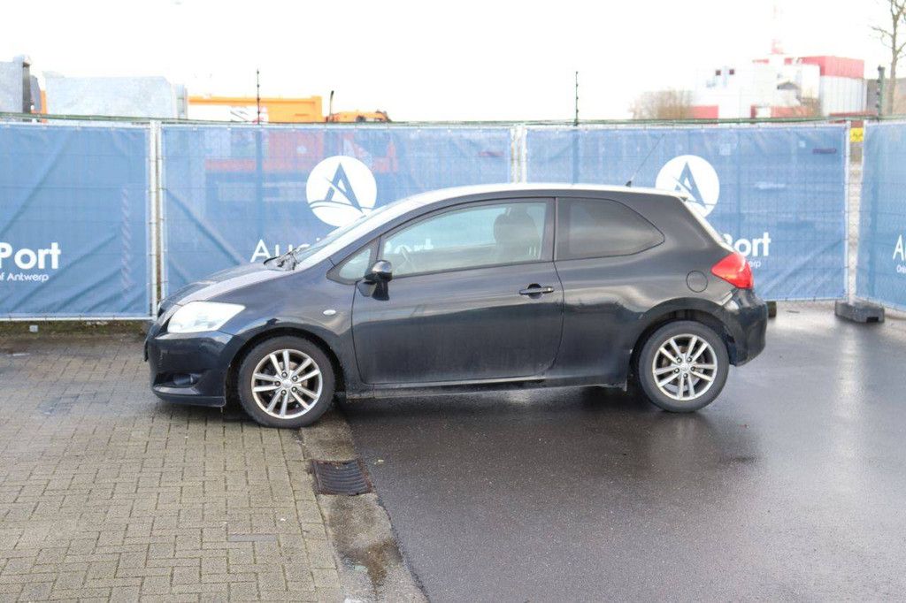 Passenger car Toyota Auris Diesel 90 hp 2010 (Margin)