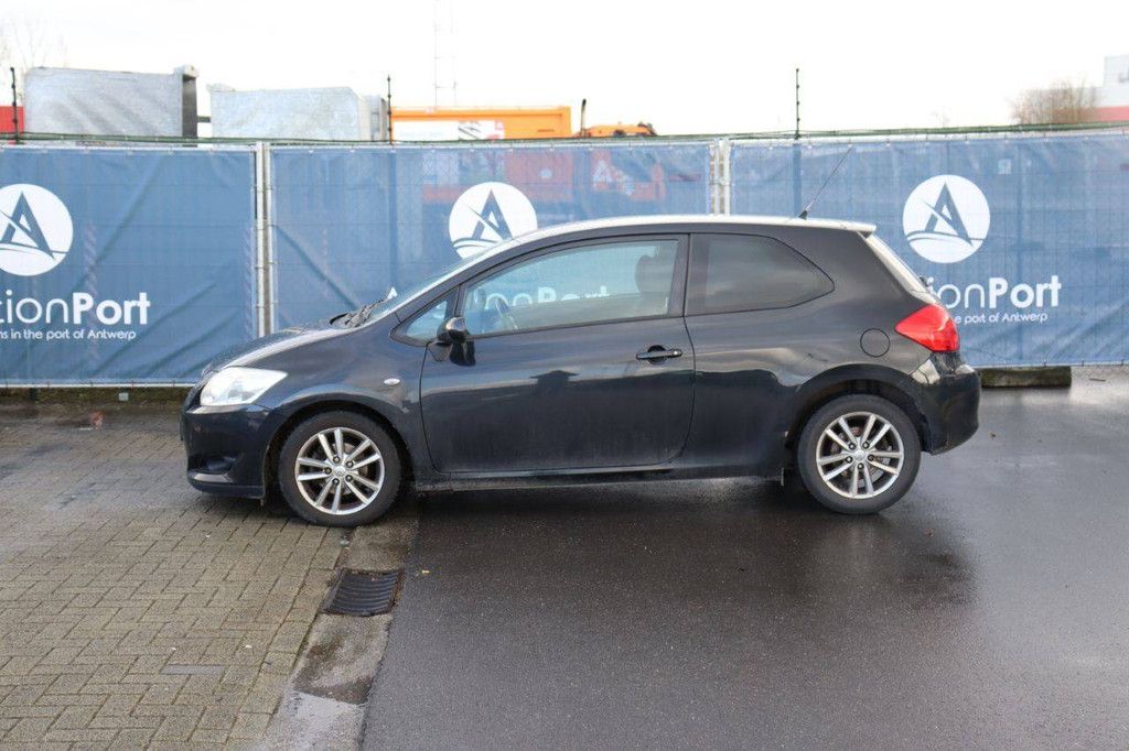 Passenger car Toyota Auris Diesel 90 hp 2010 (Margin)
