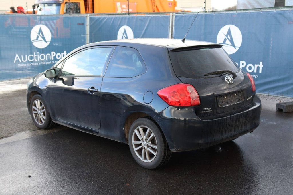Passenger car Toyota Auris Diesel 90 hp 2010 (Margin)
