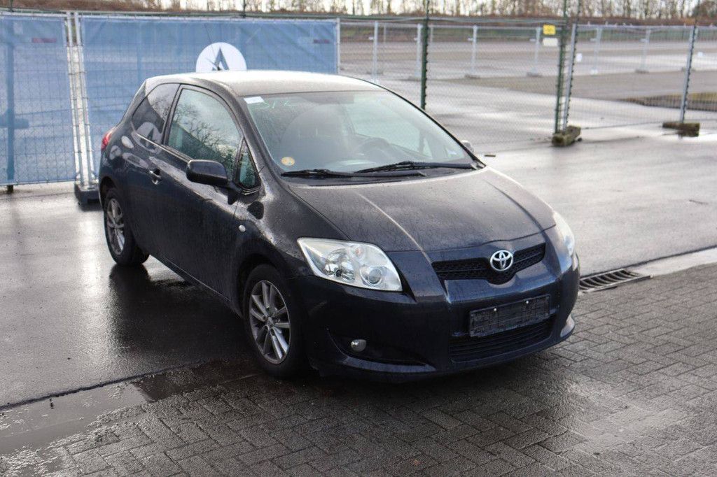 Passenger car Toyota Auris Diesel 90 hp 2010 (Margin)