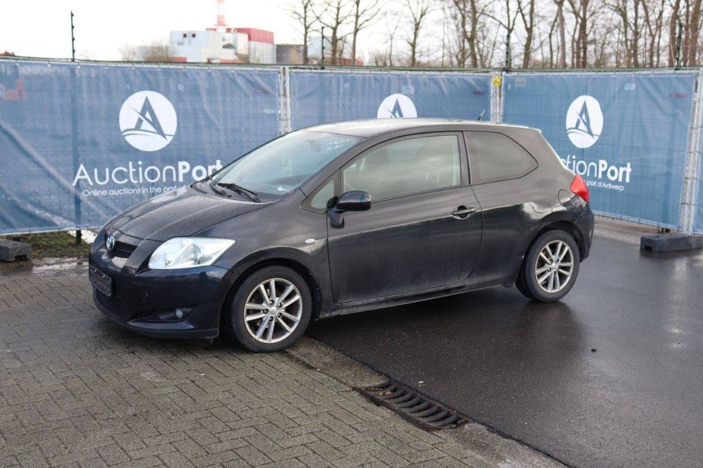 Passenger car Toyota Auris Diesel 90 hp 2010 (Margin)