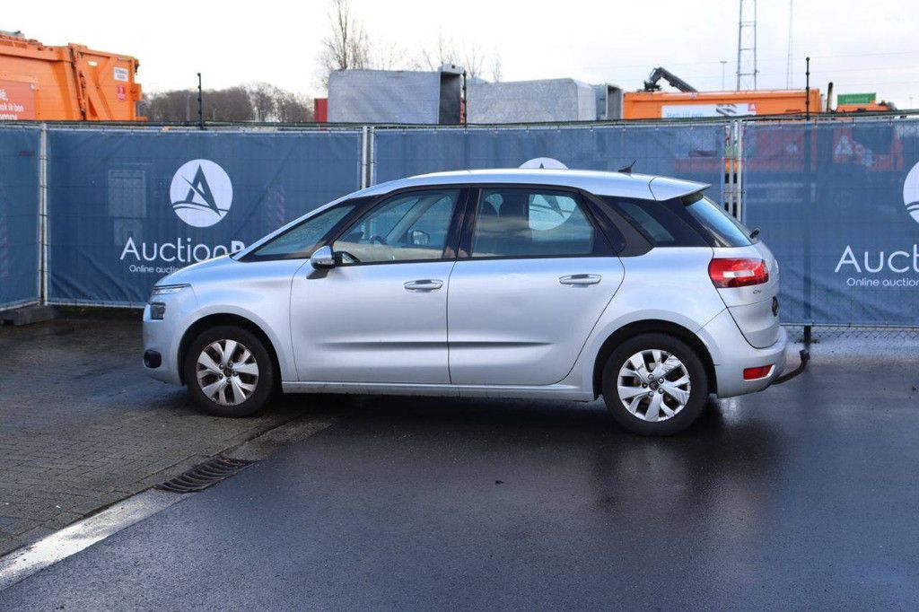 Passenger car Citroën C4 Petrol 120 hp 2014 (Margin)