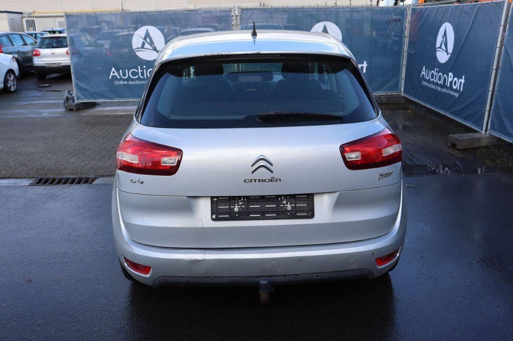 Passenger car Citroën C4 Petrol 120 hp 2014 (Margin)