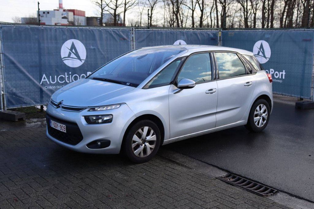 Passenger car Citroën C4 Petrol 120 hp 2014 (Margin)