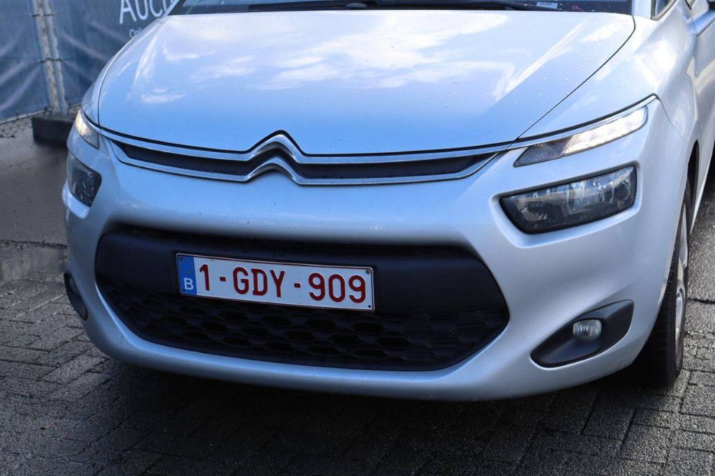 Passenger car Citroën C4 Petrol 120 hp 2014 (Margin)