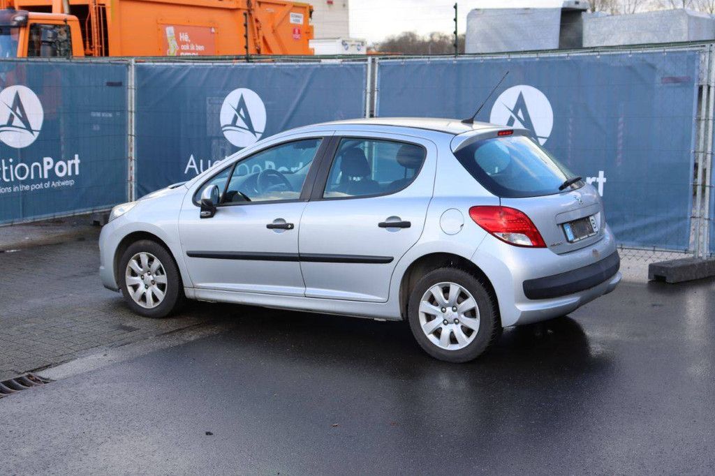 Pkw Peugeot 207 Benzin 73 PS 2009 (Margin)